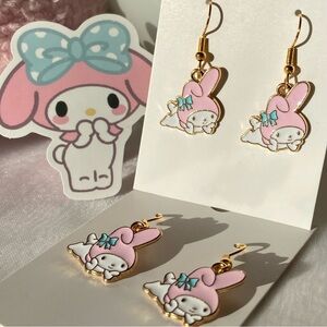 MY MELODY EARRINGS !